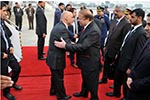 Ghani Receives  Unexpected Welcome  in Pakistan